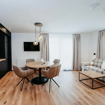 Brueckenwirt Superior فندق التنماركت ام بوناغ