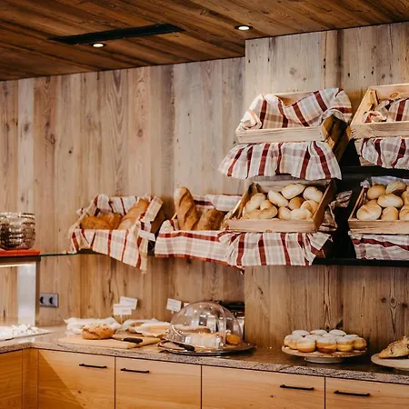 ホテル Brueckenwirt Superior 3*