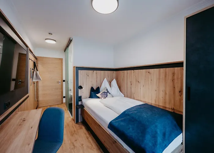 Brückenwirt Superior Hotel 3*